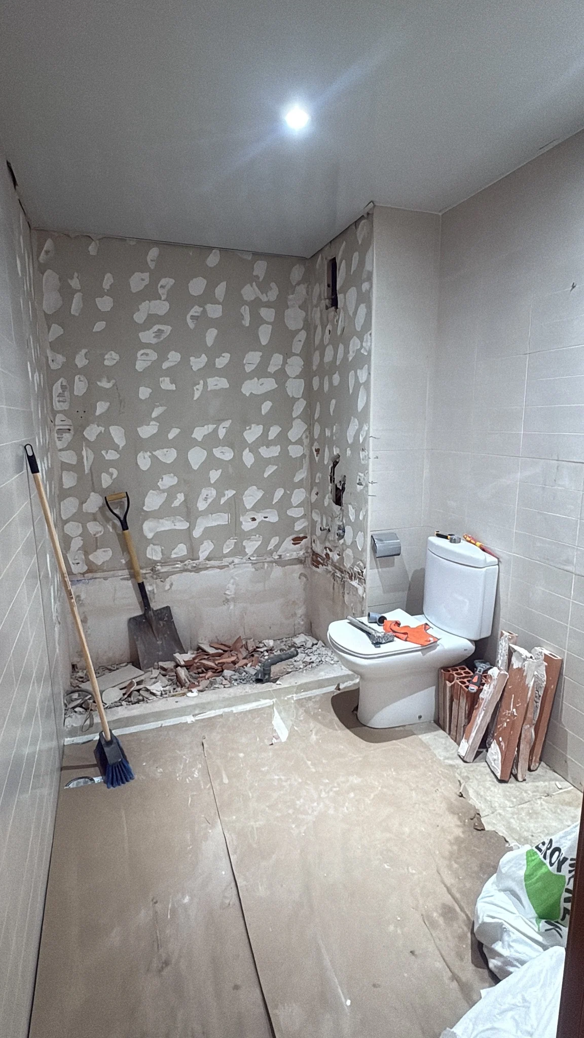 Baño antes de la transformación